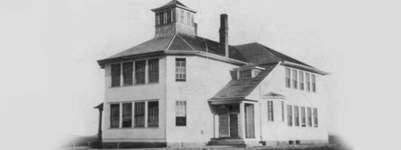 Clapboard Con. 8 School Building